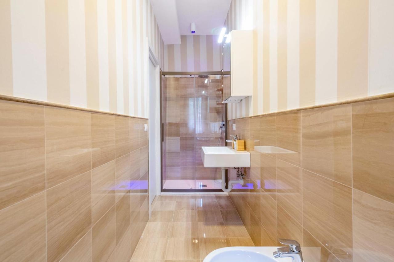 City Gate - Luxury Suites Bari Kültér fotó