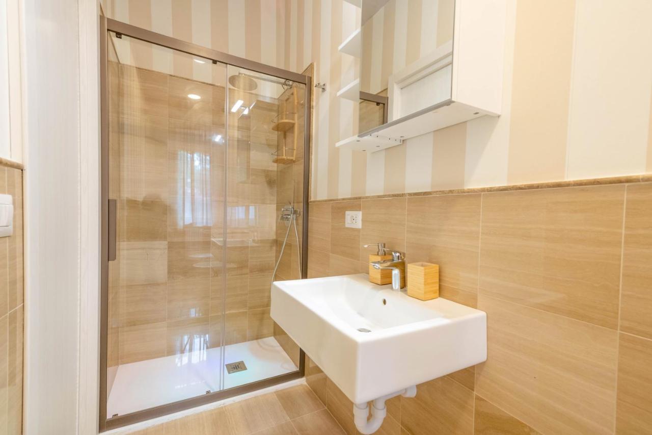 City Gate - Luxury Suites Bari Kültér fotó